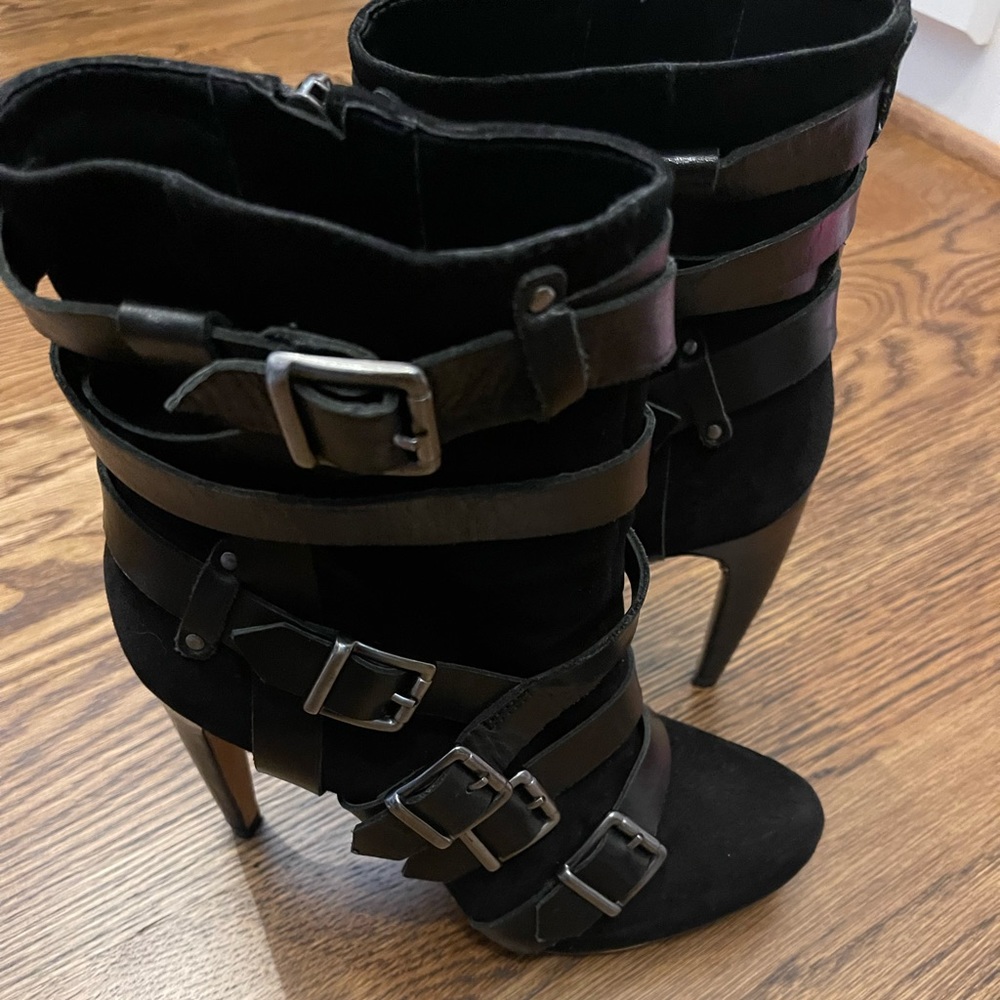 EUC Sam Edelman